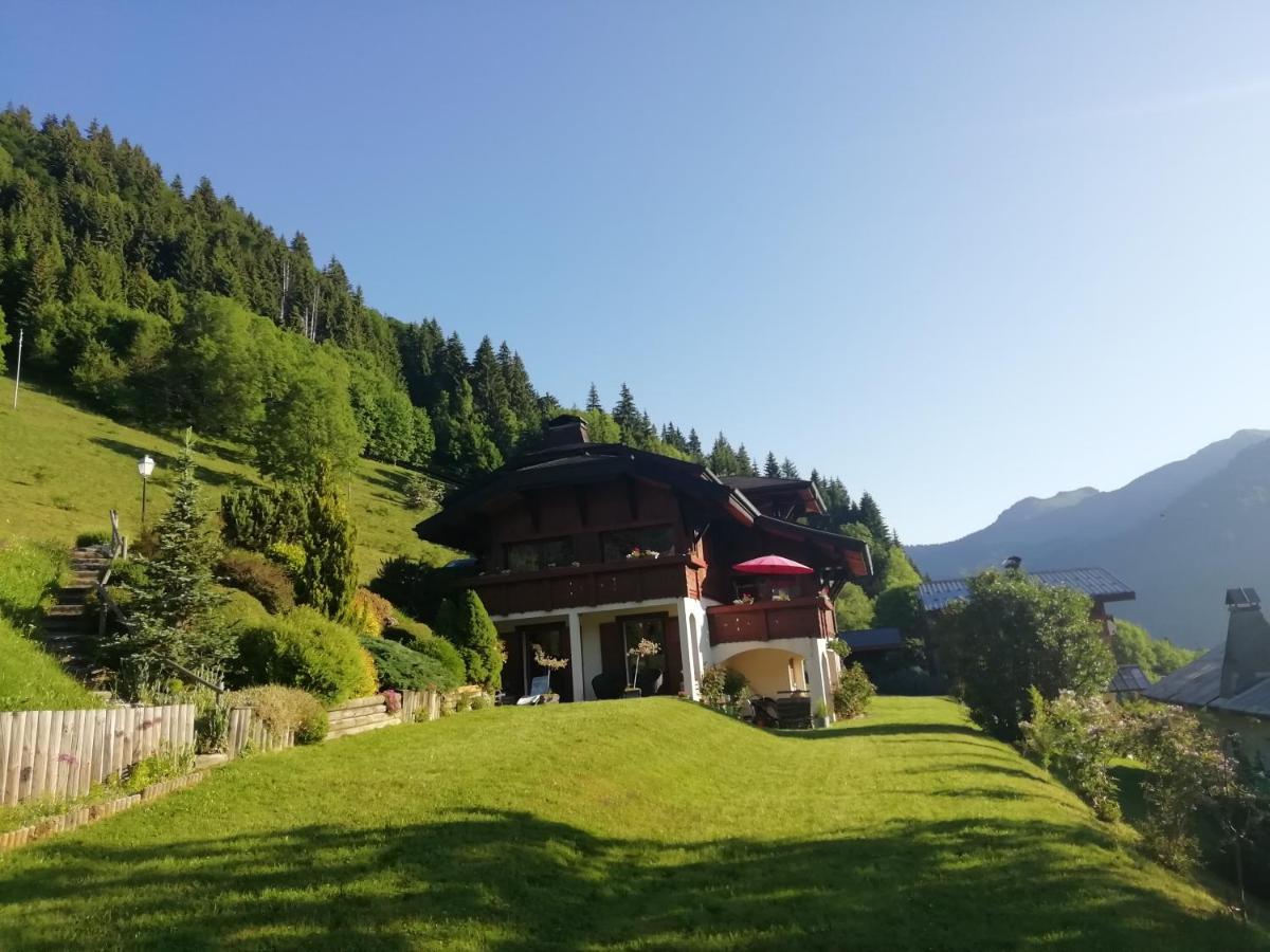 Chambres En Chalet Petit Dejeuner Inclus La Cote d'Arbroz Экстерьер фото
